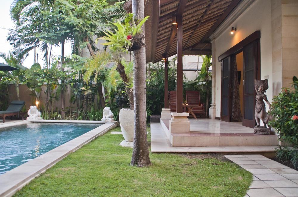 Villa Krisna Seminyak Exteriör bild