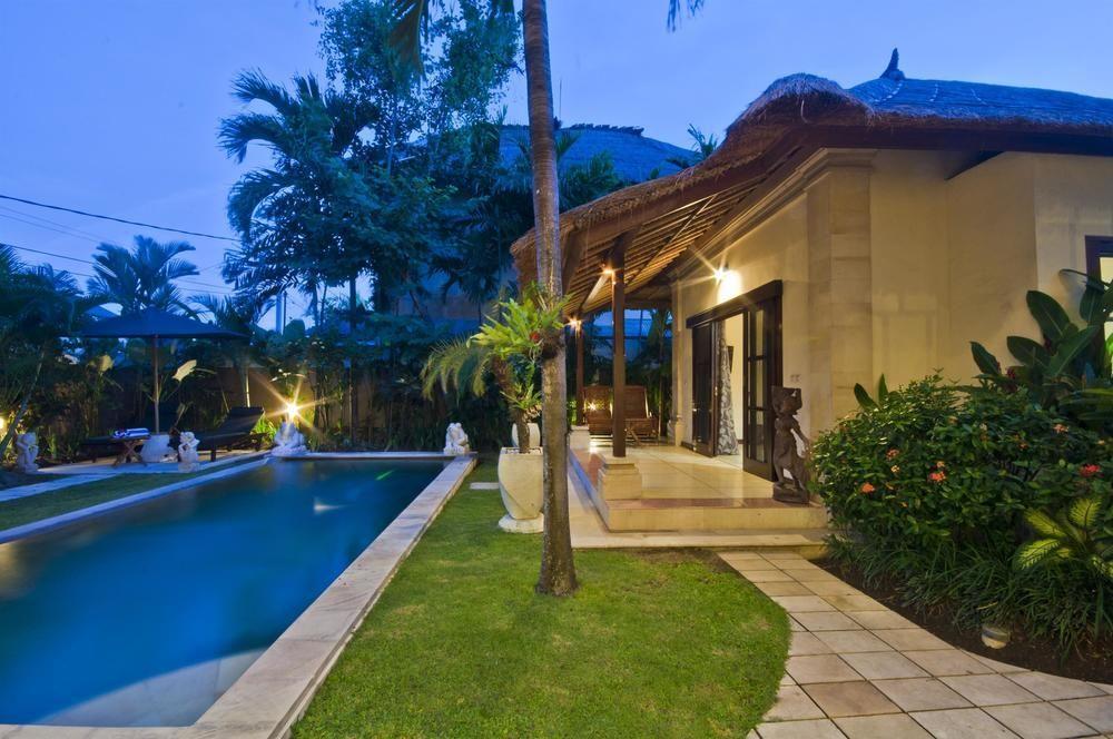 Villa Krisna Seminyak Exteriör bild