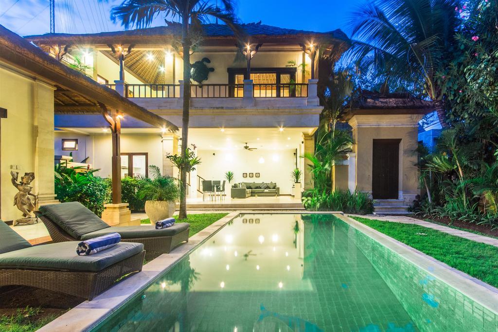 Villa Krisna Seminyak Exteriör bild