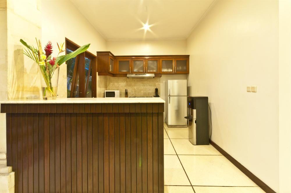 Villa Krisna Seminyak Exteriör bild