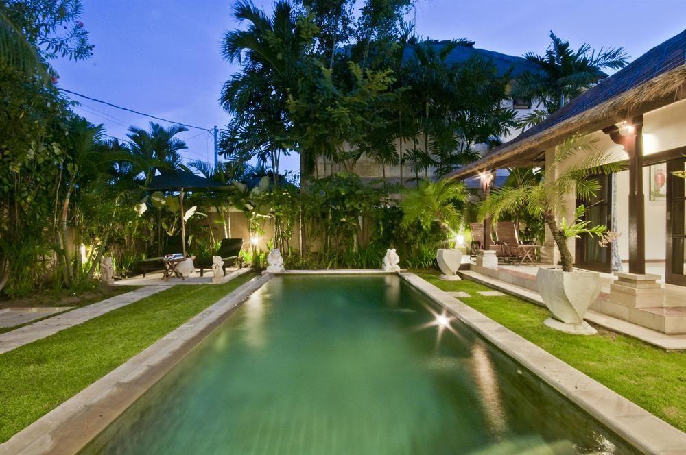 Villa Krisna Seminyak Exteriör bild