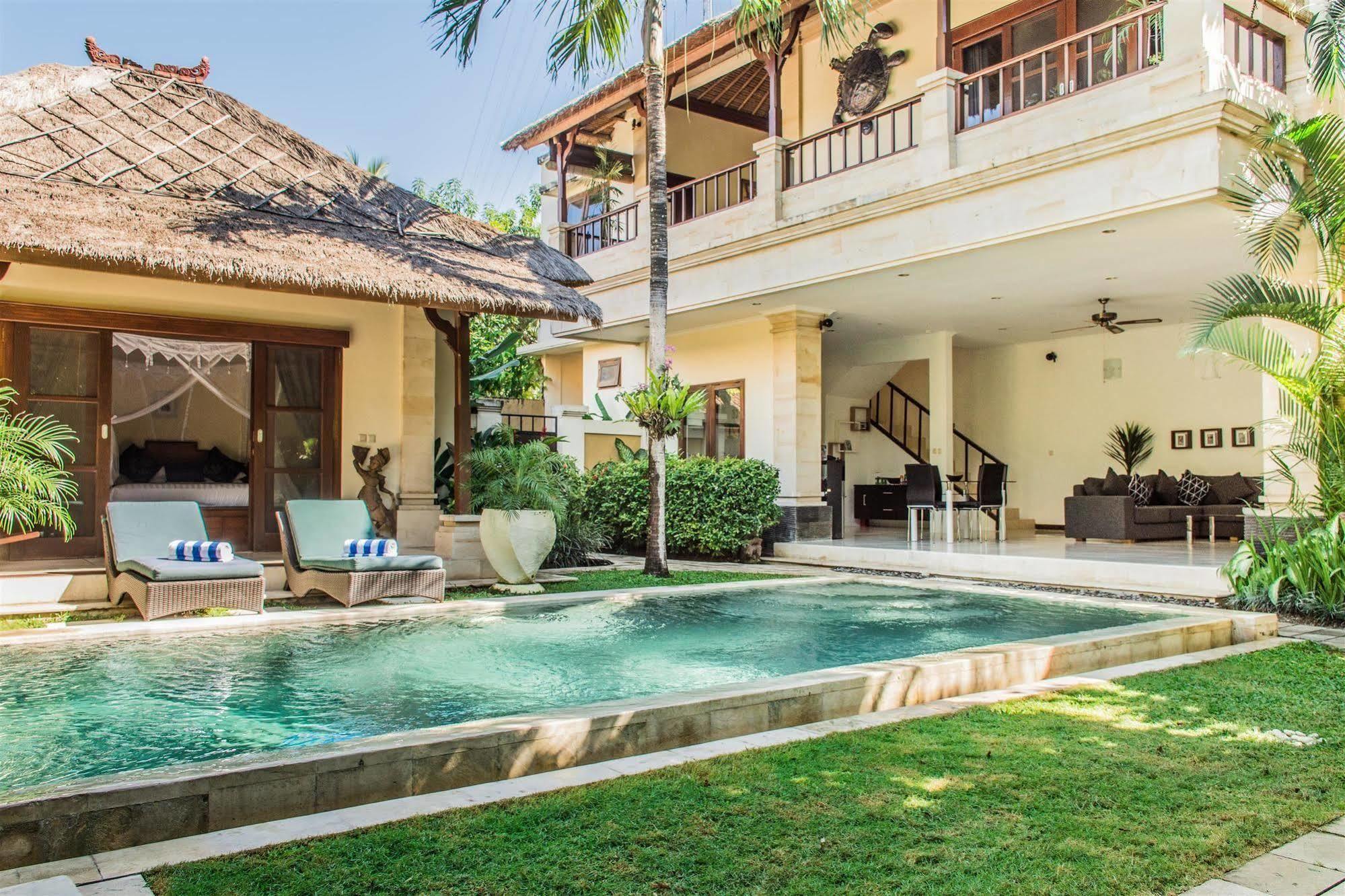 Villa Krisna Seminyak Exteriör bild